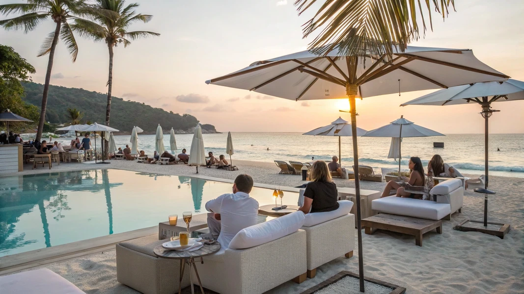 Kudo Beach Club – מסיבת חוף יוקרתית עם אווירה אלגנטית ונוף עוצר נשימה בפוקט